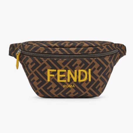 Cangureras FENDI para mujer .